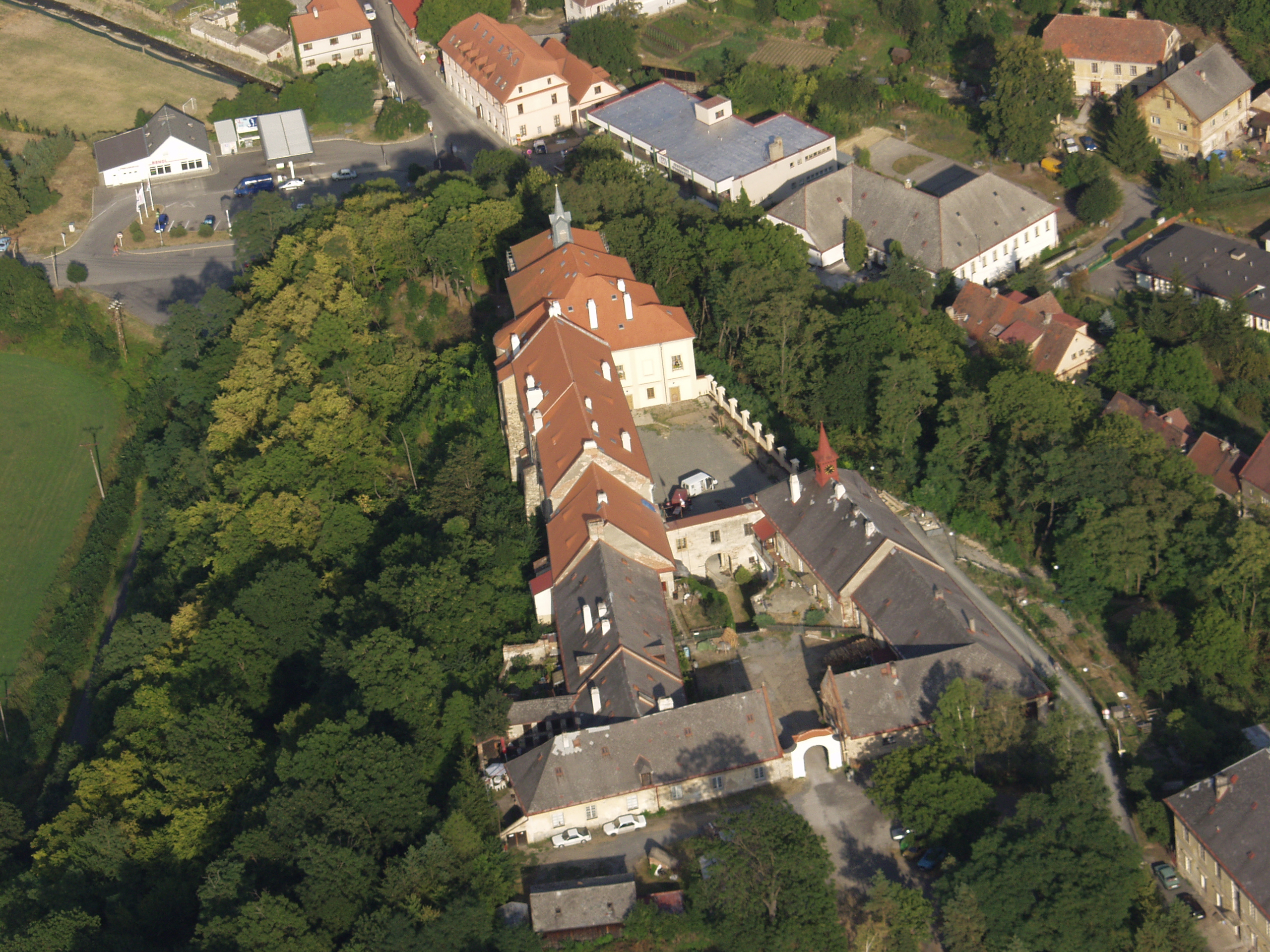 Zámek Nižbor